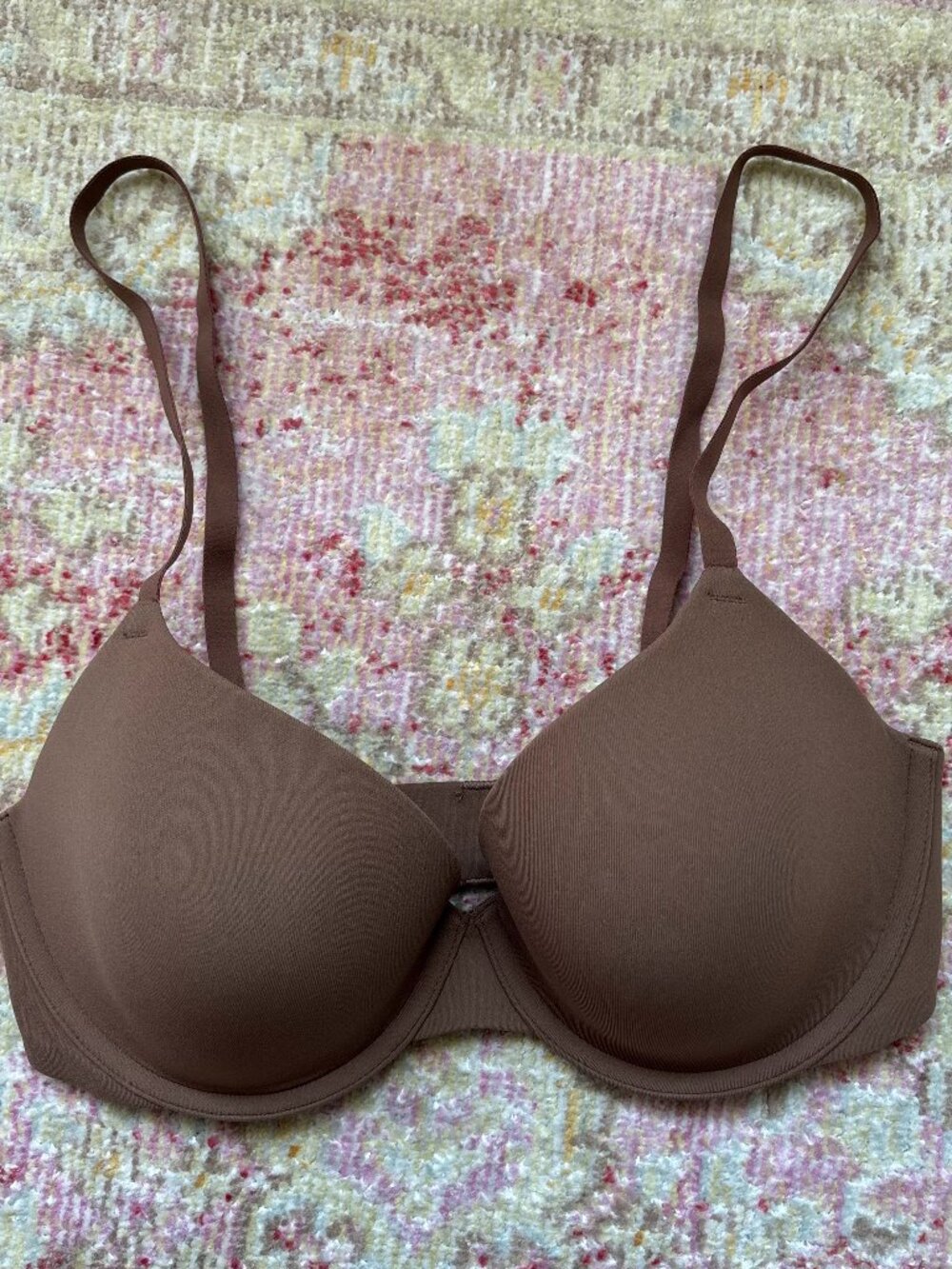 NWOT Skims // t-shirt bra